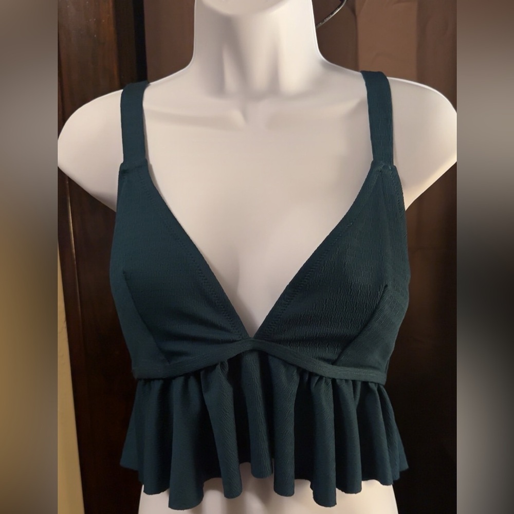 Cupshe Deep Green Ruffled Swim Top
